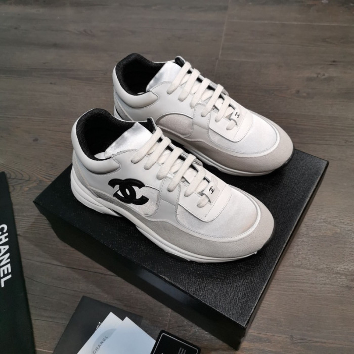 Onekick CHNE1 LOW TOP TRAINER CC SNEAKERS