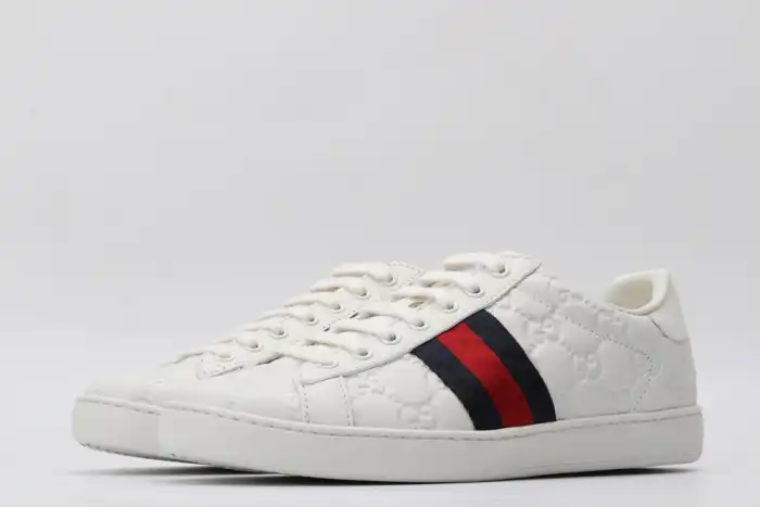 GUCC LOW-TOP SNEAKER