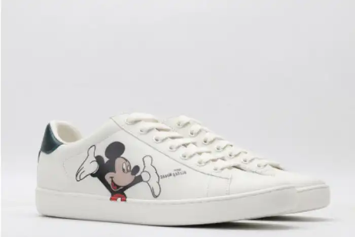 Cheap DISNEY & GUCC