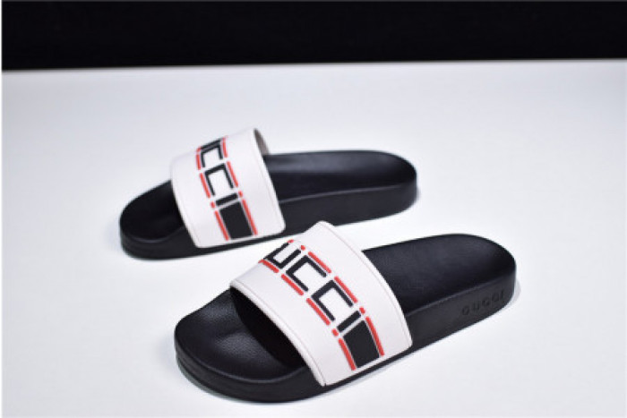 Onekick GUCC SLIPPERS