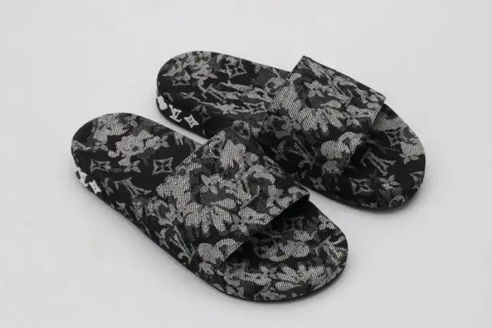 Rep Loui Vuitto SLIPPERS