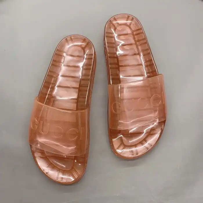 GUCC SLIPPERS