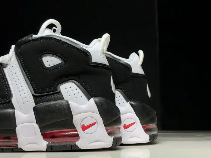 Nike Air More Uptempo Scottie Pippen 414962-105