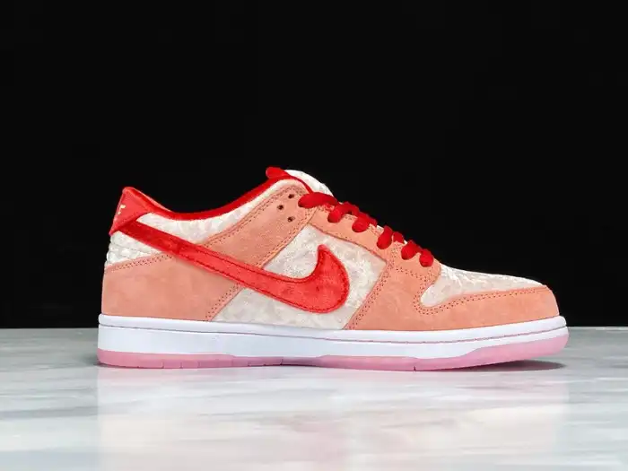 Rep Nike SB Dunk Low StrangeLove Skateboards CT2552-800