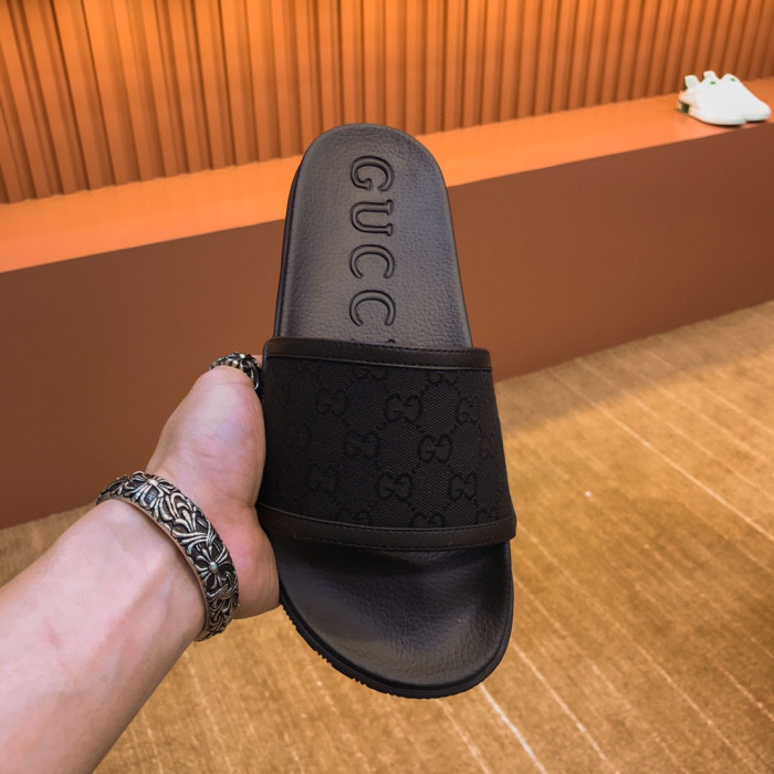 Onekick GUCC SLIPPERS