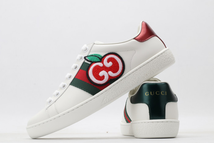 Onekick GUCC LOW-TOP SNEAKER