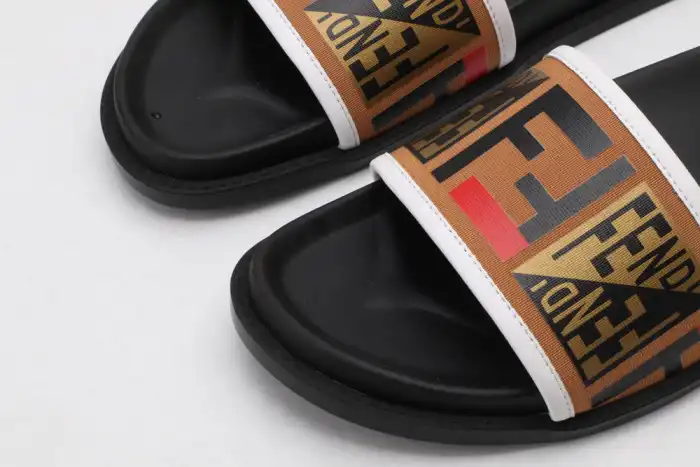 Rep Fend1 Slippers