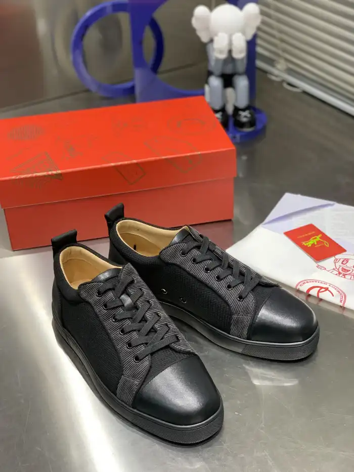 Rep Christian Louboutin Louis Junior Spikes