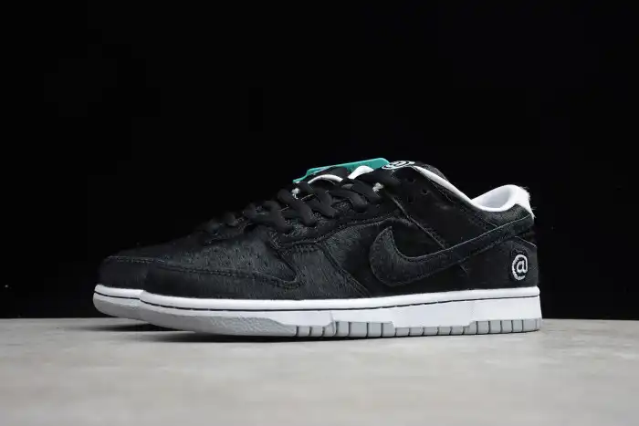 Rep Nike SB Dunk Low Medicom Toy (2020) CZ5127-001