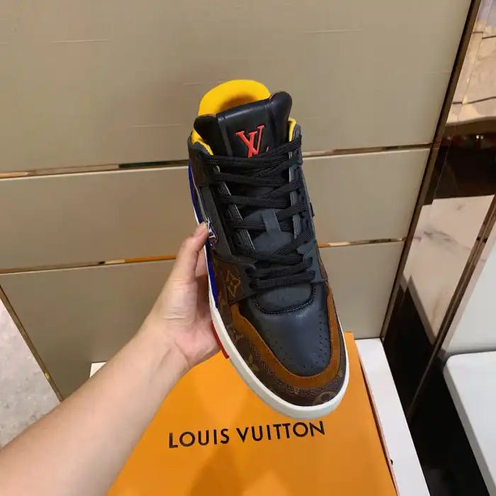 Rep Loui Vuitto TRAINER SNEAKER