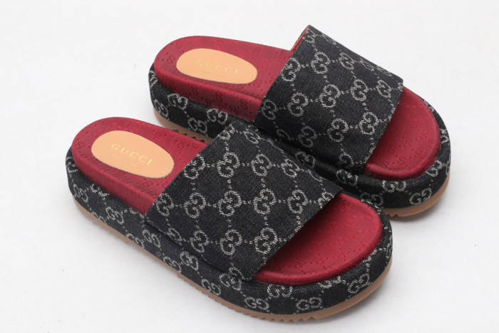 Onekick GUCC SLIPPERS