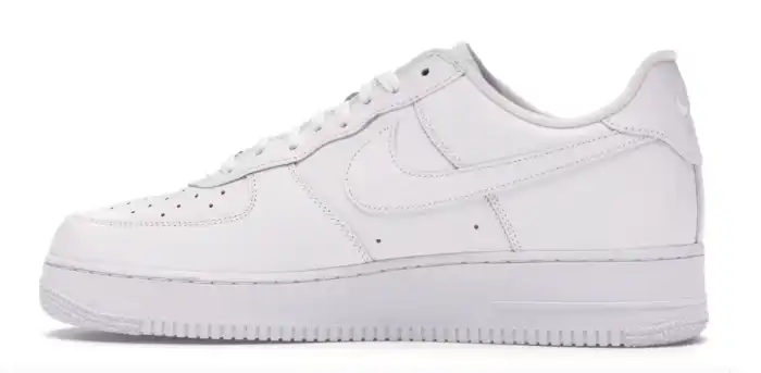 Nike Air Force 1 Low Supreme White