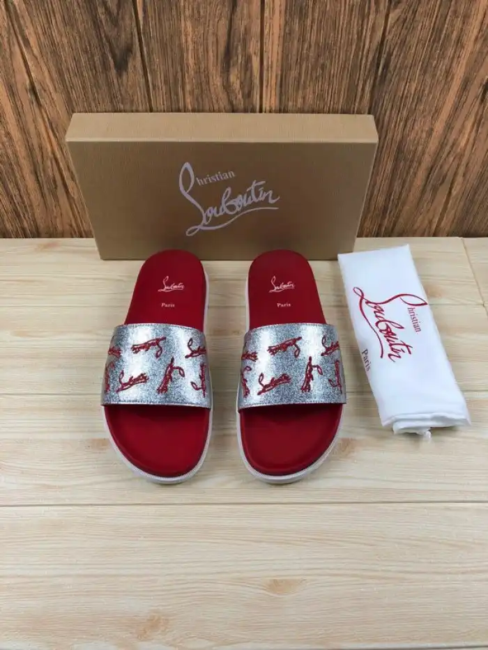 Onekick CHRISTIAN LOUBOUTIN SLIPPERS