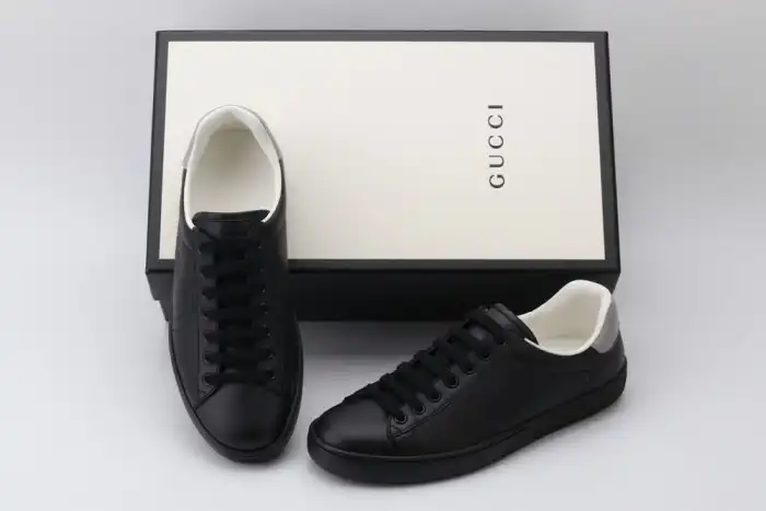 GUCC LOW-TOP SNEAKER