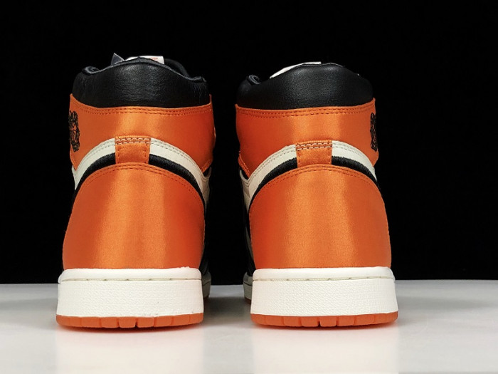 Air Jordan 1 Retro Womens Satin Shattered Backboard AV3725-010