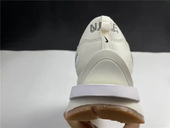 Rep NIKE VAPORWAFFLE SACAI WHITE DD1875-100