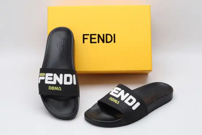 Rep Fend1 Slippers