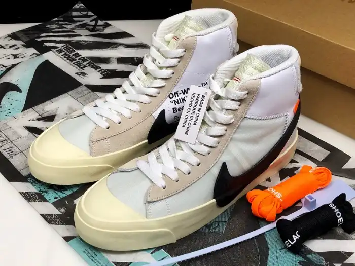 Rep NIKE BLAZER MID OFF-WHITE AA3832-100