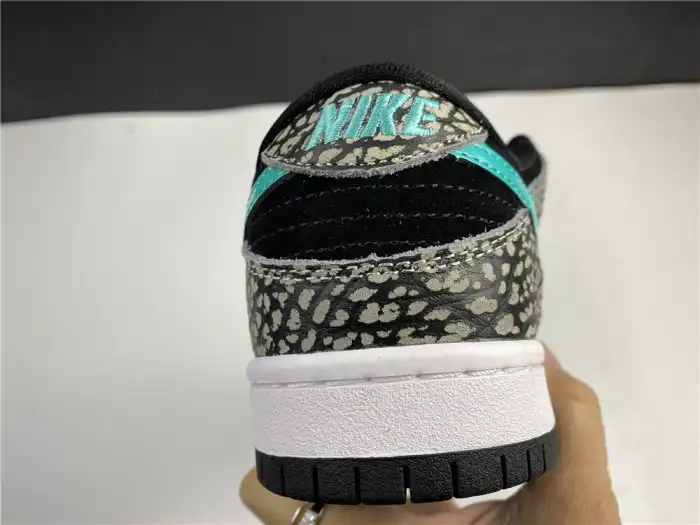 Cheap Nike SB Dunk Low atmos Elephant BQ6817-009