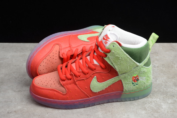 Onekick Nike SB Dunk High Strawberry Cough CW7093-600