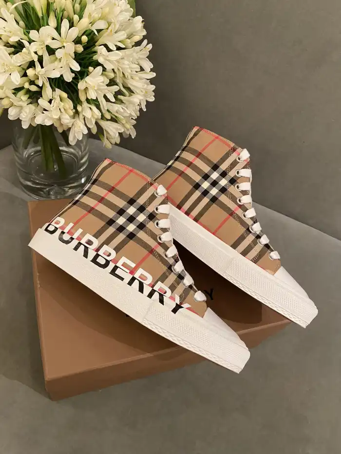 Bubery SHOES