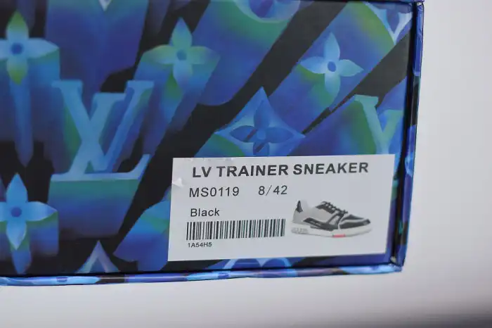 Loui Vuitto TRAINER SNEAKER