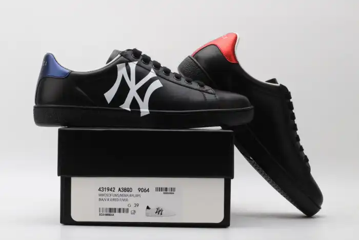 Rep GUCC LOW-TOP SNEAKER