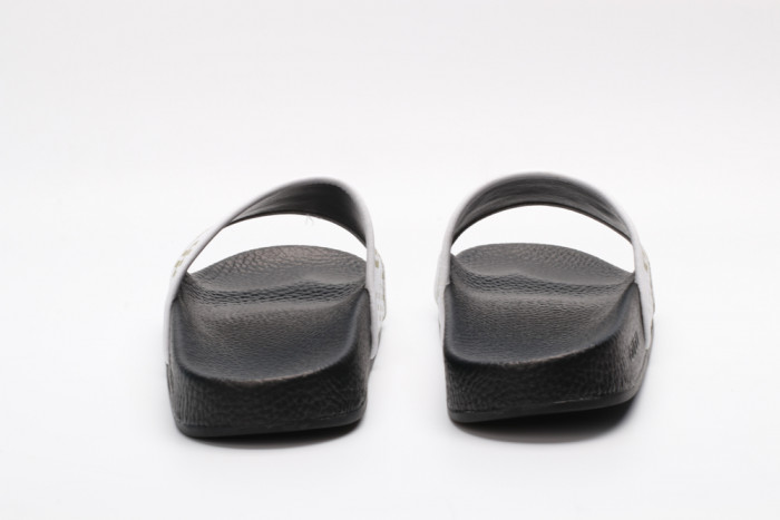 Onekick GUCC SLIPPERS