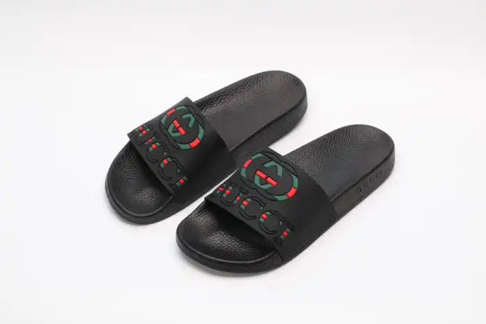 GUCC SLIPPERS