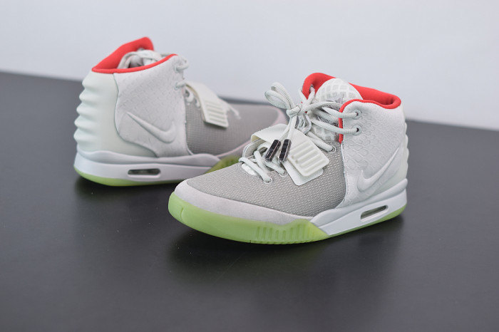 Nike Air Yeezy 2 NRG "Pure Platinum" 508214-010