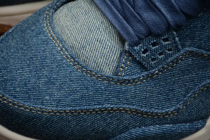 Cheap Levi's x Nike Air Jordan 4 Denim AO2571-401