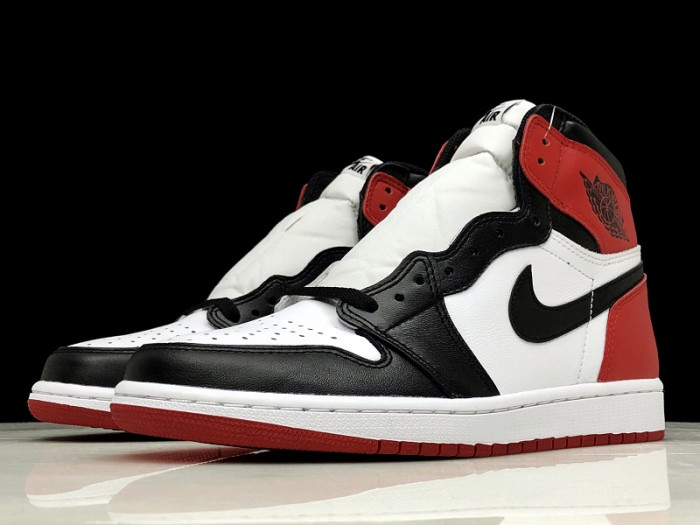 Onekick Air Jordan 1 Retro Black Toe 555088-125