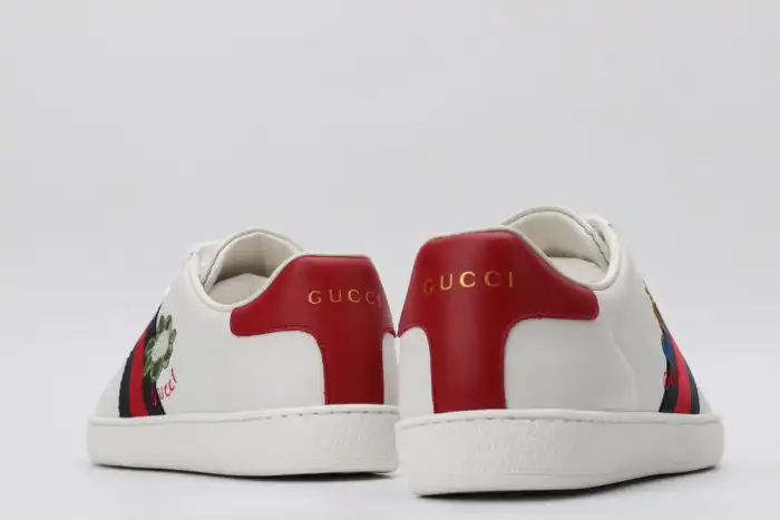 GUCC LOW-TOP SNEAKER