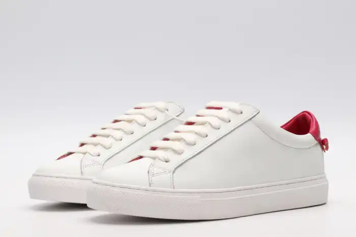 Givench LOW-TOP SNEAKER