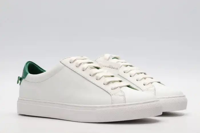 Cheap Givench LOW-TOP SNEAKER