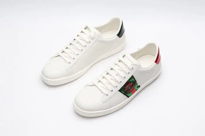 GUCC LOW-TOP SNEAKER