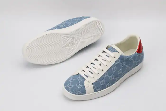 GUCC LOW-TOP SNEAKER