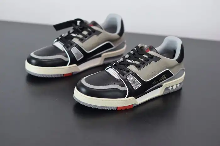 Loui Vuitto TRAINER SNEAKER