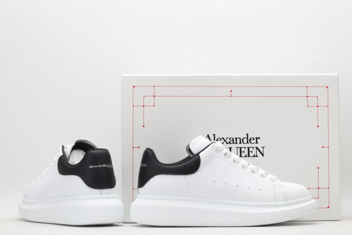 MQ SNEAKERS