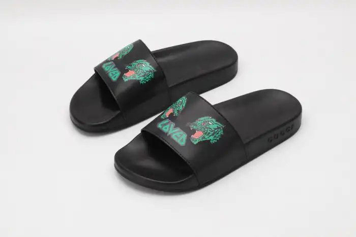 GUCC SLIPPERS