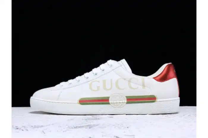 GUCC ACE EMBROIDERED LOW-TOP SNEAKER WHITE WITH LOGO