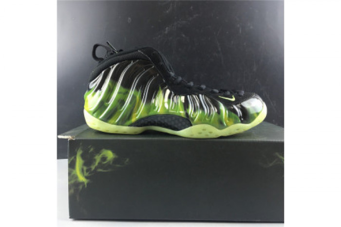 NIKE AIR FOAMPOSITE ONE PARANORMAN 'PARANORMAN' 579771-003