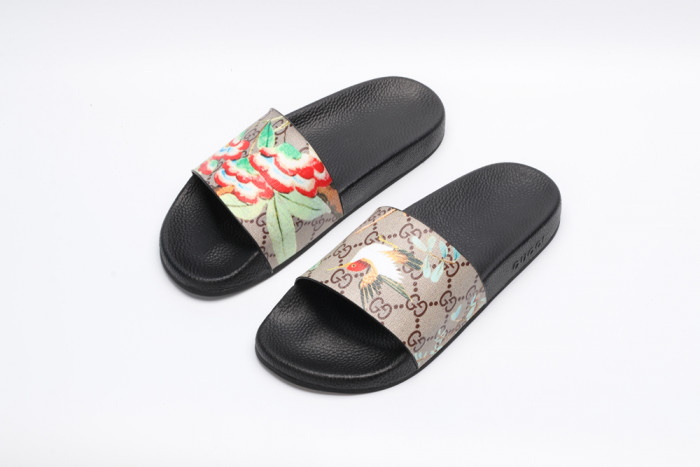 Onekick GUCC SLIPPERS