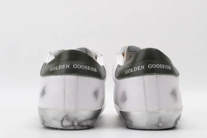 GGD SNEAKERS