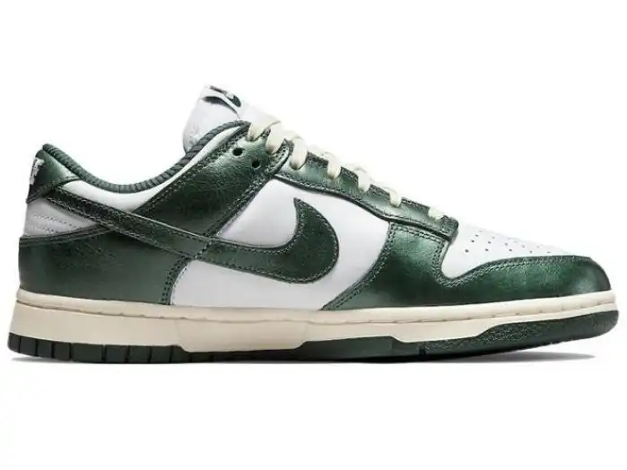 NIKE DUNK LOW VINTAGE GREEN DQ8580-100