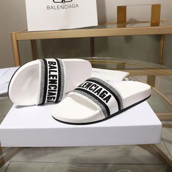 Rep BLCG SLIPPERS