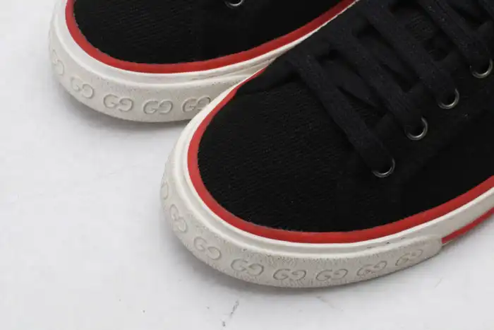 GUCC LOW-TOP SNEAKER