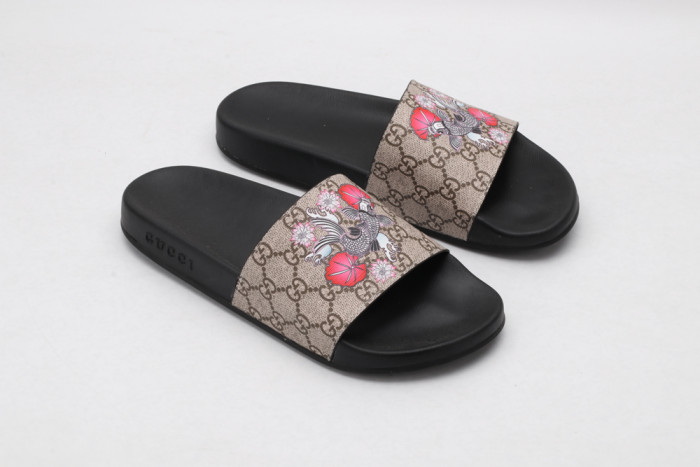 Onekick GUCC SLIPPERS