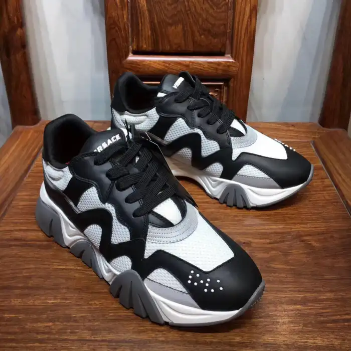 Versac CHAIN REACTION SNEAKERS