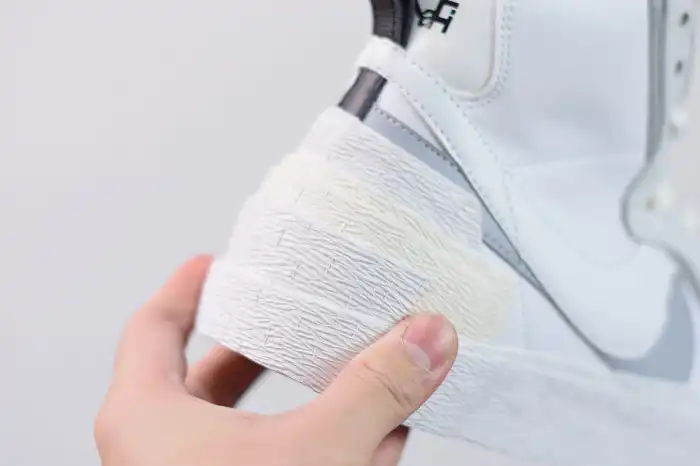 Cheap SACAI X NIKE BLAZER MID WHITE BV0072-100